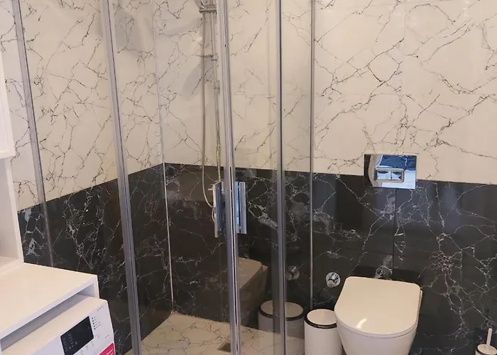 Casa Hills מלון 5*