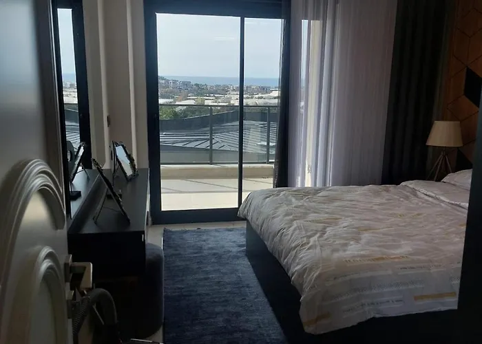 Casa Hills מלון אלאניה