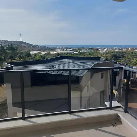 Casa Hills מלון אלאניה